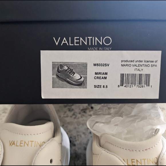 Valentino by Mario Valentino Miriam Sneakers - Picture 10 of 10